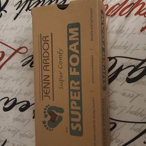 Jenn Ardor super comfy with super foam shoes